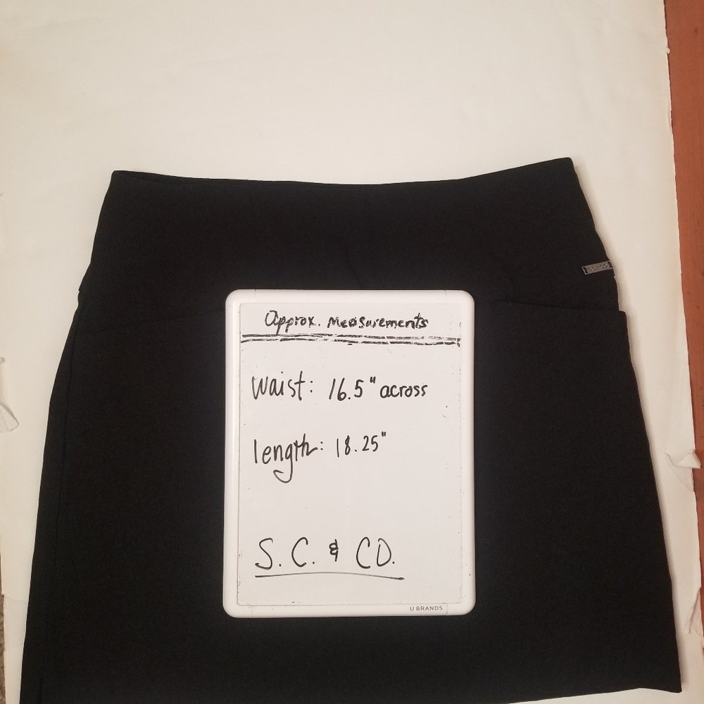 S.C. & CO. Rayon nylon skort Black L